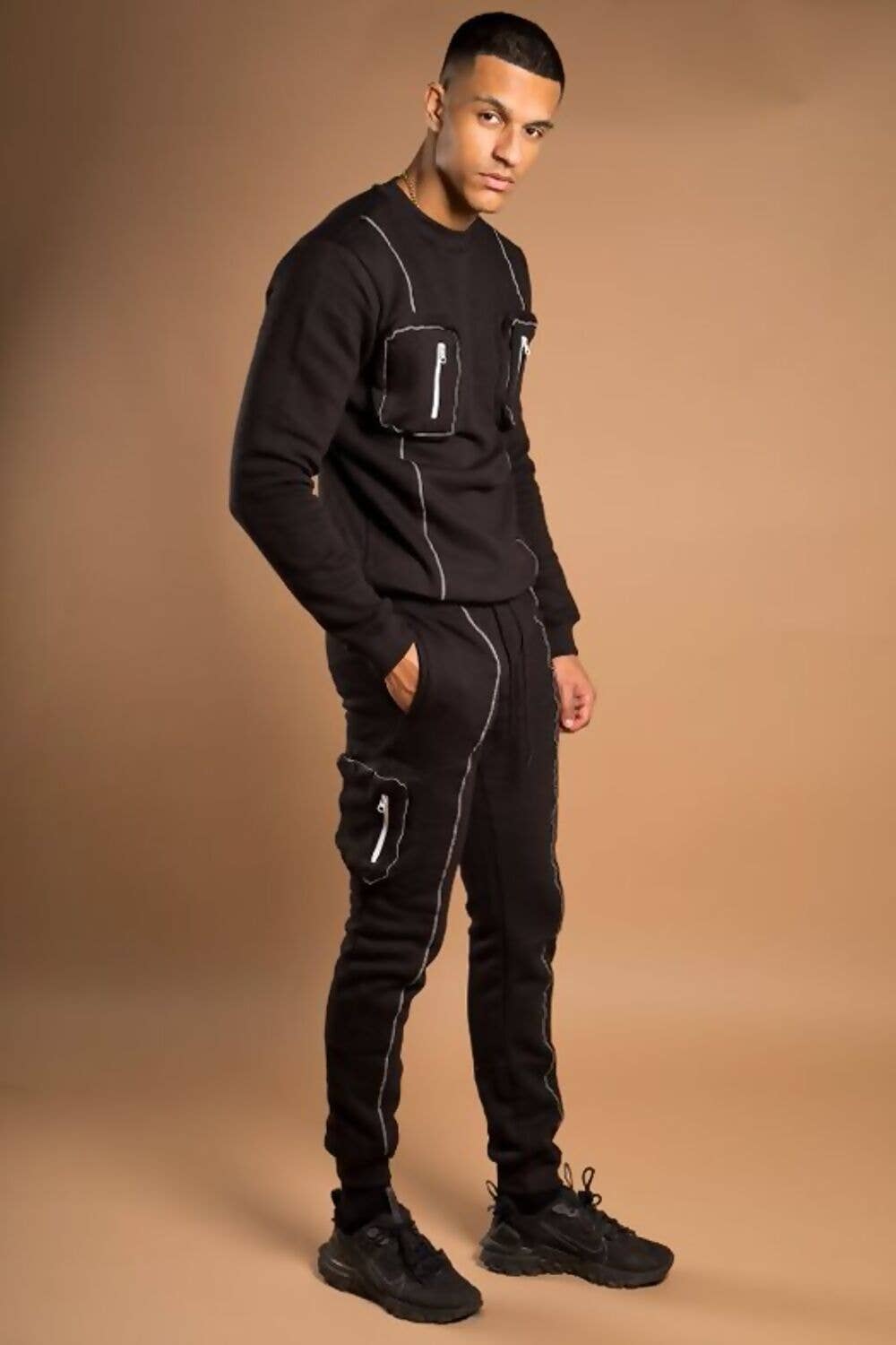 Tuta Sportiva Uomo Con Tasche Cargo Con Filettatura Riflettente