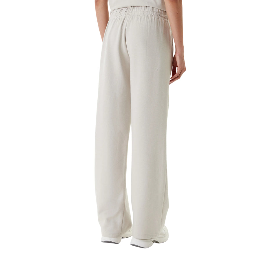 Adidas Pantaloni da donna Essentials Small Logo JC5922 Beige - vista posteriore