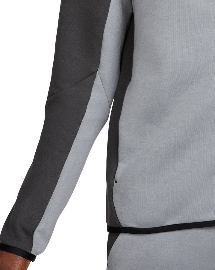 Nike Tech Giacca Uomo Windrunner HV0949-061 grigio
