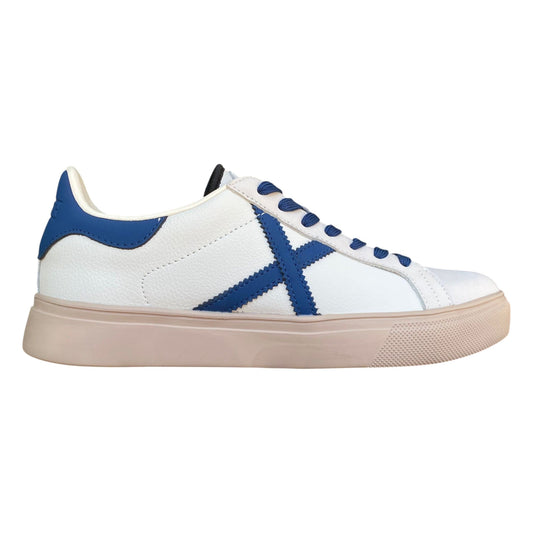 Sneakers uomo Munich Rete 111 8080111 bianco blu vista laterale con design retrò anni 80 e suola tipo casco