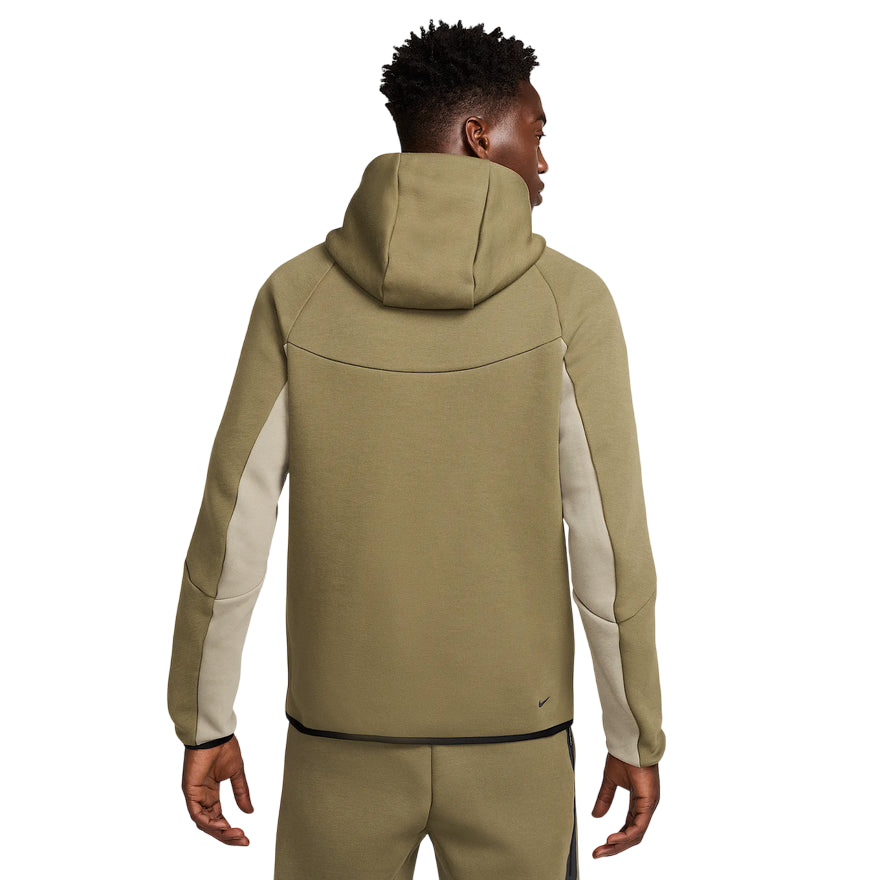 Nike Tech Giacca Uomo Windrunner HV0949-222 Verde