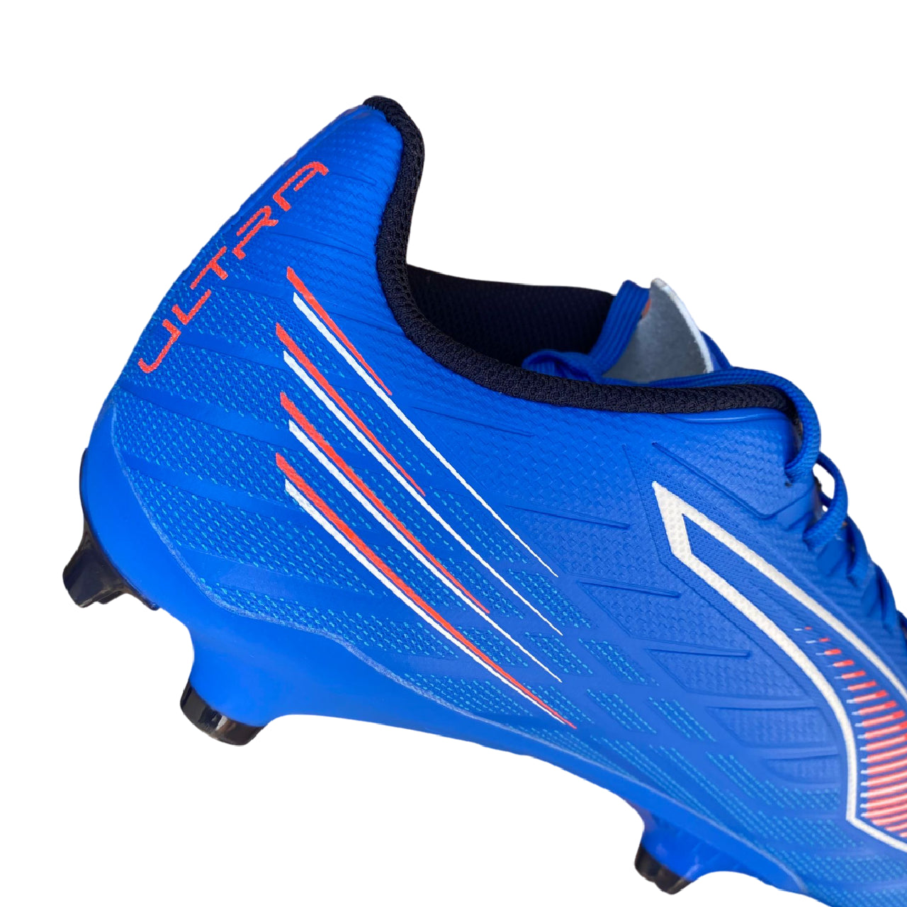 Puma scarpa calcio Adulto Ultra 6 Play FG/AG 108532-01 azzurro