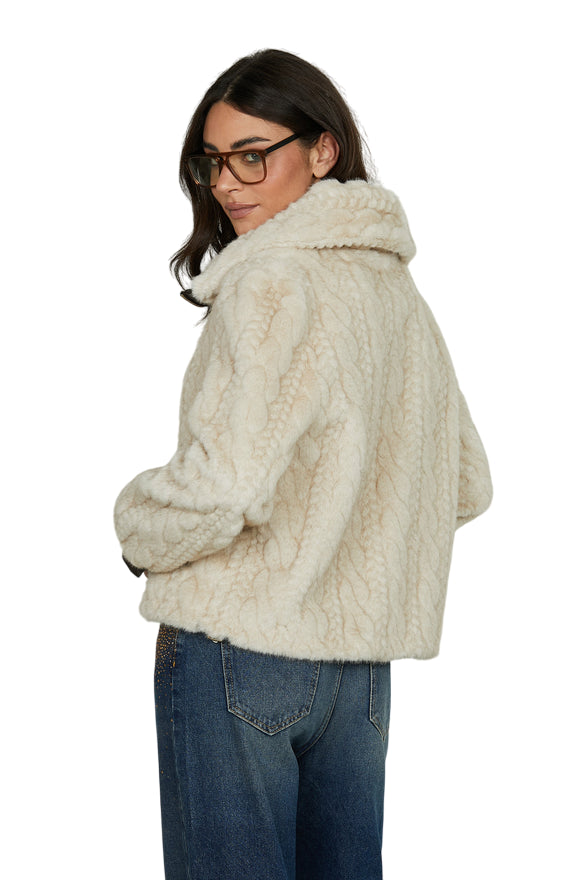 Relish – Ecopelliccia THIMOTYN Manica Lunga con Lavorazione Trecce, Inserti in Ecopelle e Zip RDA25050009025 Avorio | Calore Sofisticato, Texture Unica e Stile Contemporaneo