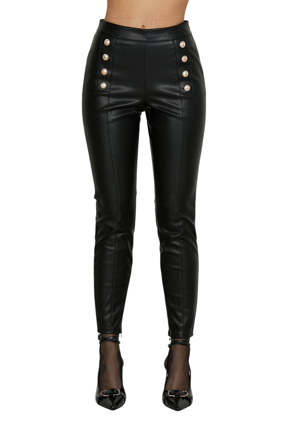 Relish – Pantalone QUORUM Vita Alta in Ecopelle con Dettaglio Bottoni e Zip Fondo RDA2507011040 Nero | Femminilità Decisa, Design Grintoso e Versatilità Day-to-Night