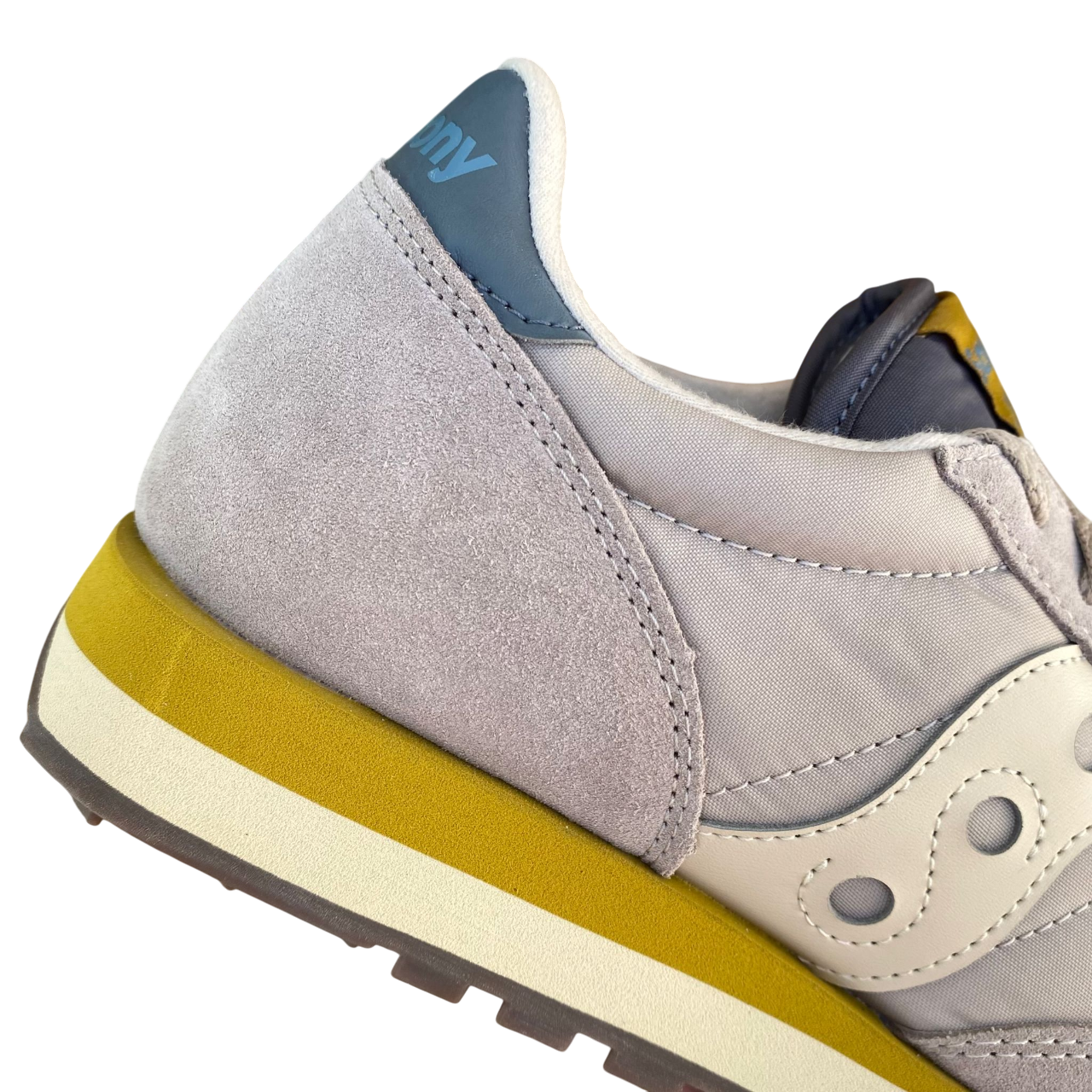 Saucony Jazz Original S2044-730 sneakers da uomo in colorazione beige-giallo, vista dettaglio tallone che mostra il design vintage e i materiali premium