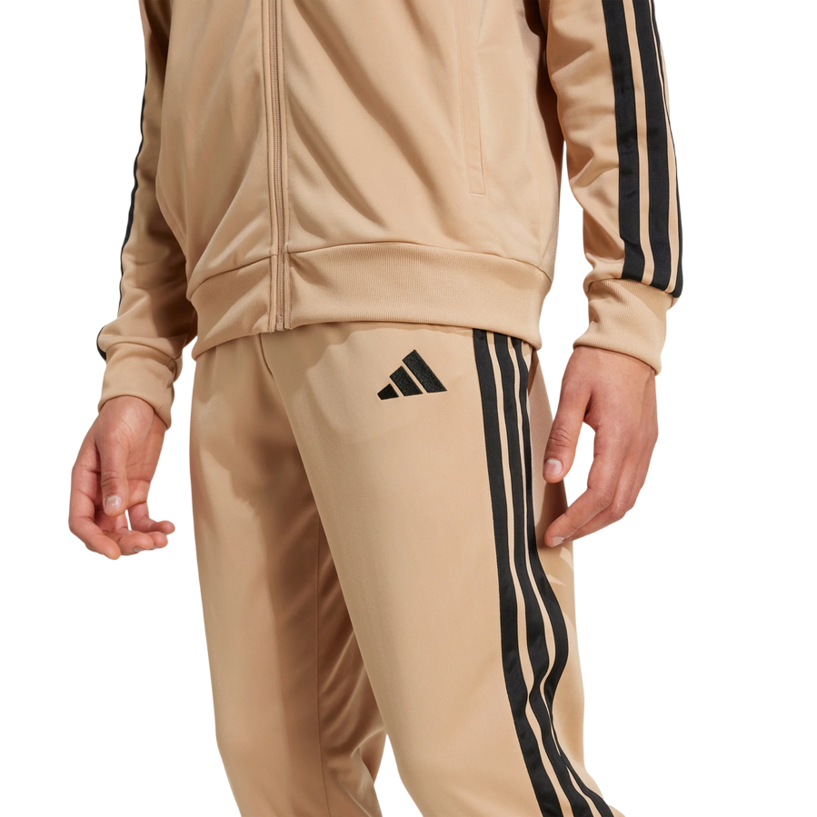 Tuta completa Adidas Tricot Sportswear Basic 3 Stripes JX5501 colore nocciola-nero, abbigliamento sportivo premium, pantalone e logo