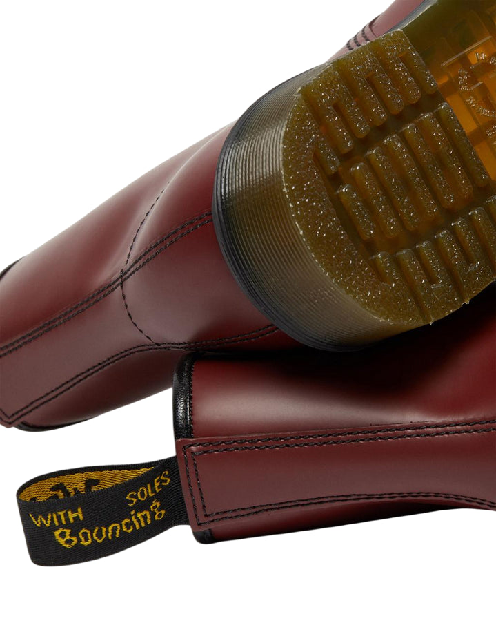 Dr. Martens – Stivale Stringato 1460 Mono 11822600 Rosso Ciliegia | Pelle Smooth, Icona Urban, Comfort Everyday