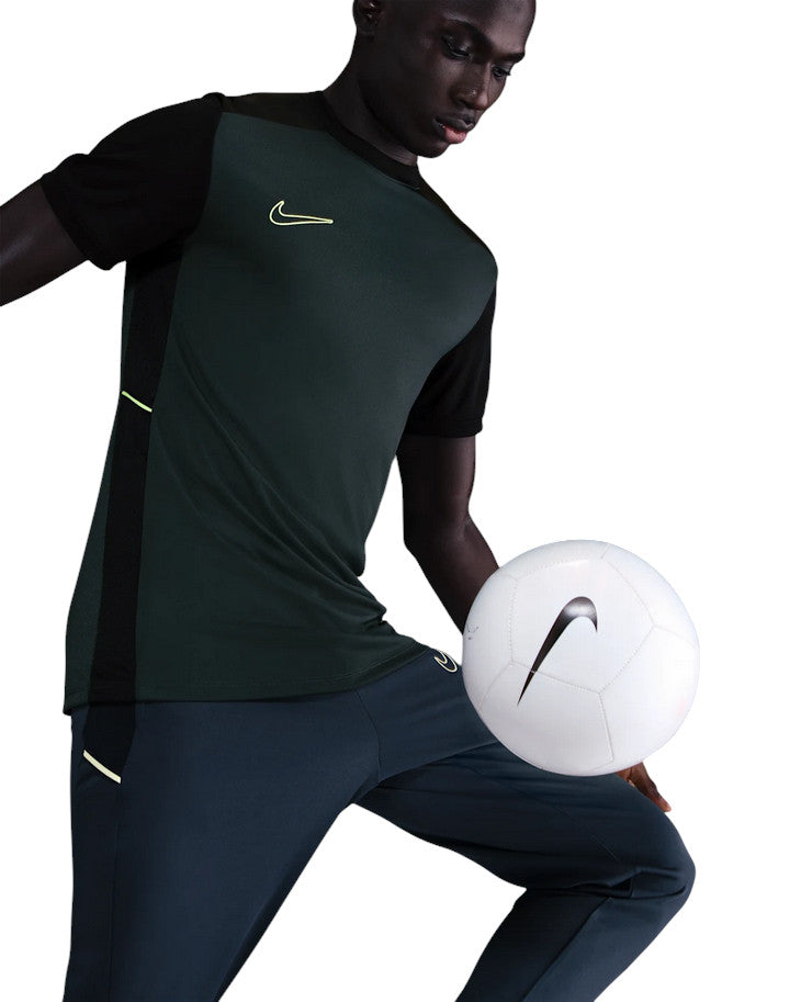 Nike Maglia da Calcio a Manica Corta Dri-FIT Academy HJ3791-390 Verde – Prestazioni Professionali, Comfort e Freschezza